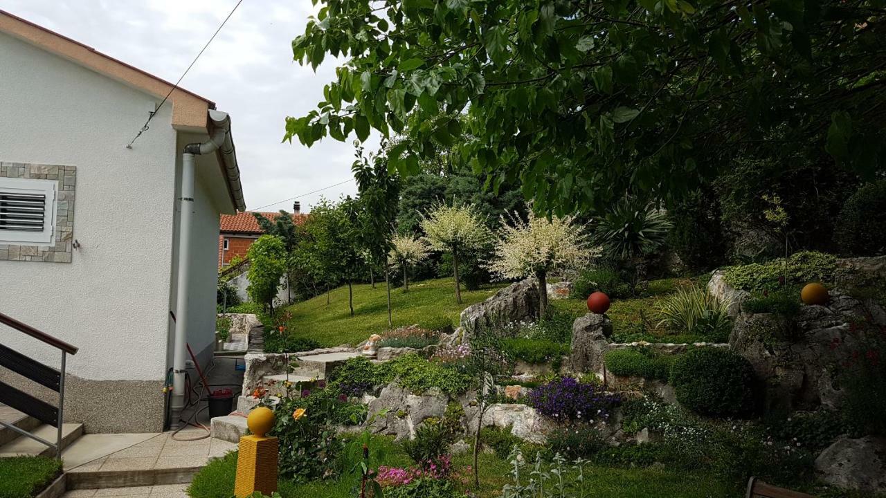 Apartman I Studio Apartman Majoli Kukuljanovo Exterior foto